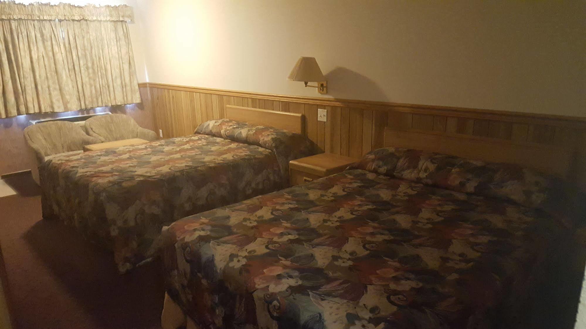 彩虹汽车旅馆 奇利瓦克 外观 照片